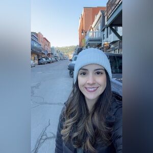 Meet your Posher, Javiera